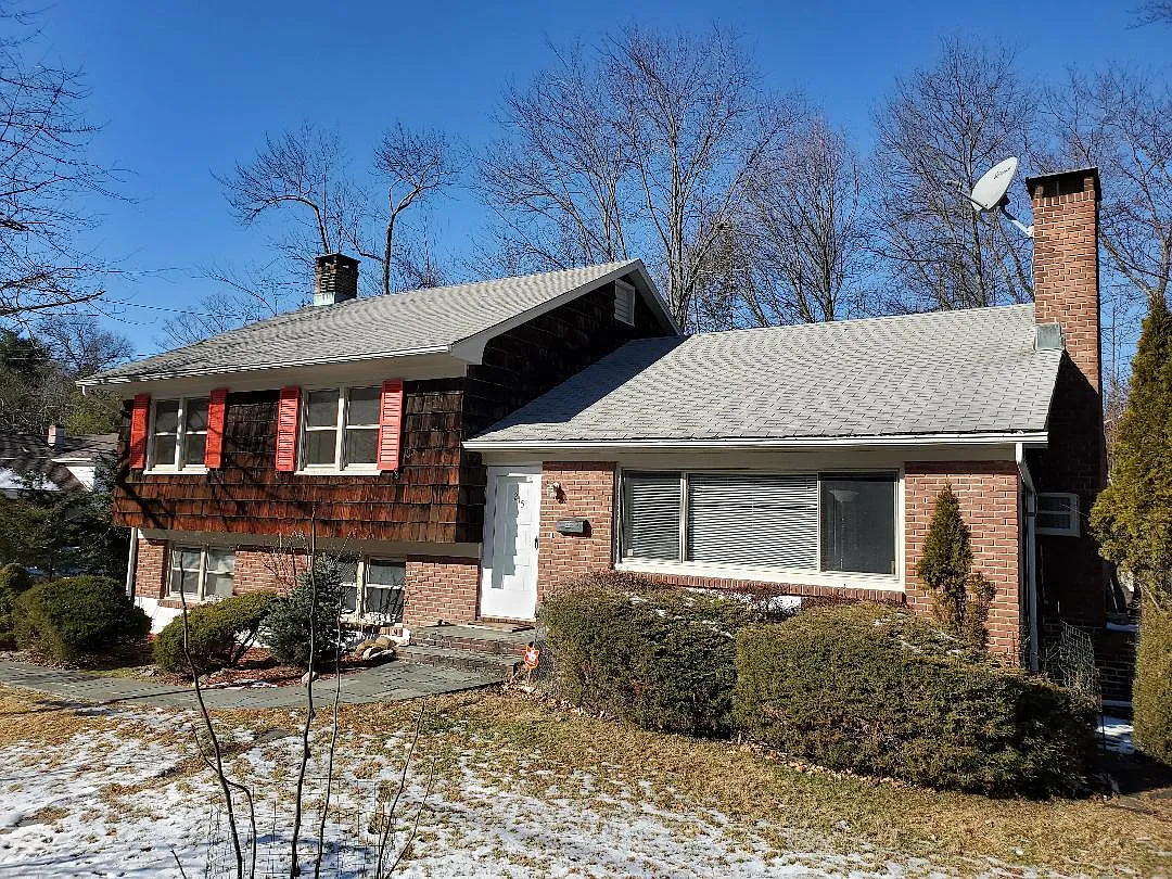 4 bed, 1800 sqft, $7,300 — Photo 2