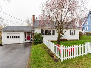 35 Hanson St, Dover, NH 03820