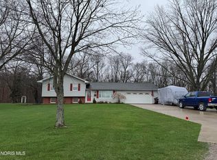 205 Hickory Dr, Napoleon, OH 43545