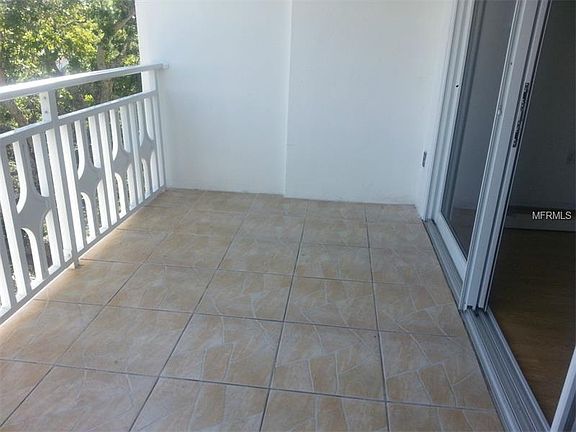 3rd image of 700 Beach Dr NE APT 504