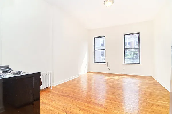 Rented by Living New York | media 13
