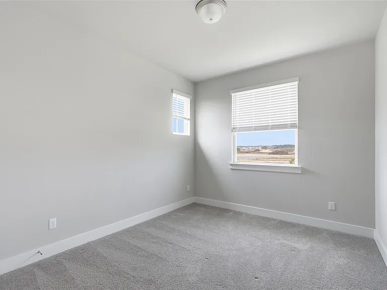 135 Pinnacle Ln #A — Photo 16