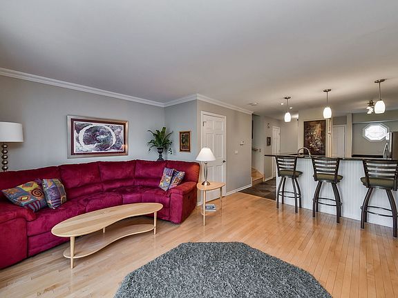 5th image of 256 Duane St APT C