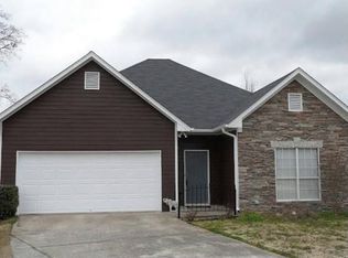 1716 Windsor Ln, Leeds, AL 35094