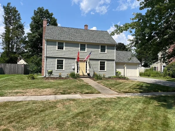 158 Converse St, Longmeadow, MA 01106