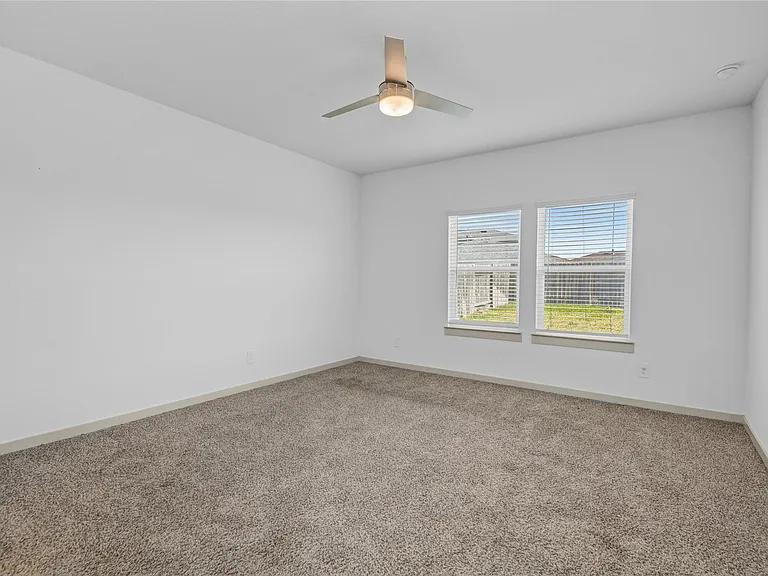 29847 Reagans Ranch Dr — Photo 16