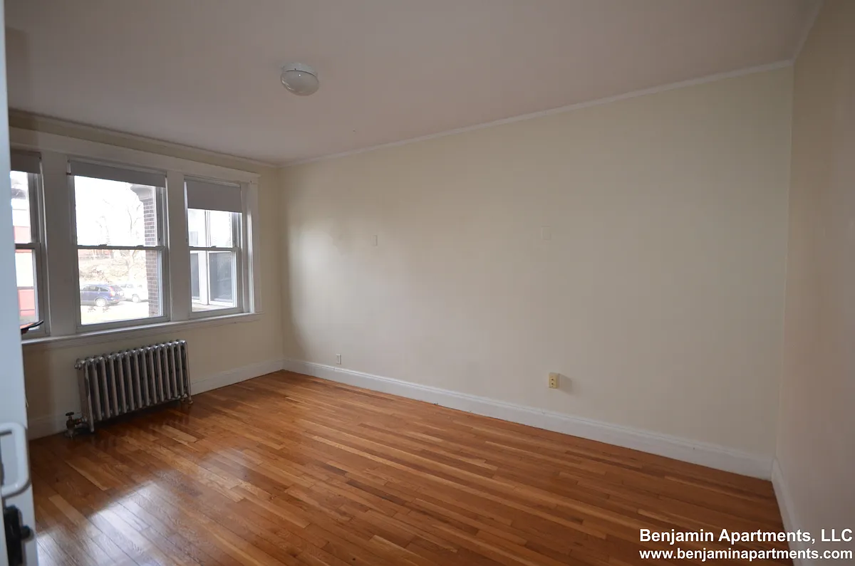 Building Photo - 1800 Commonwealth Ave #20