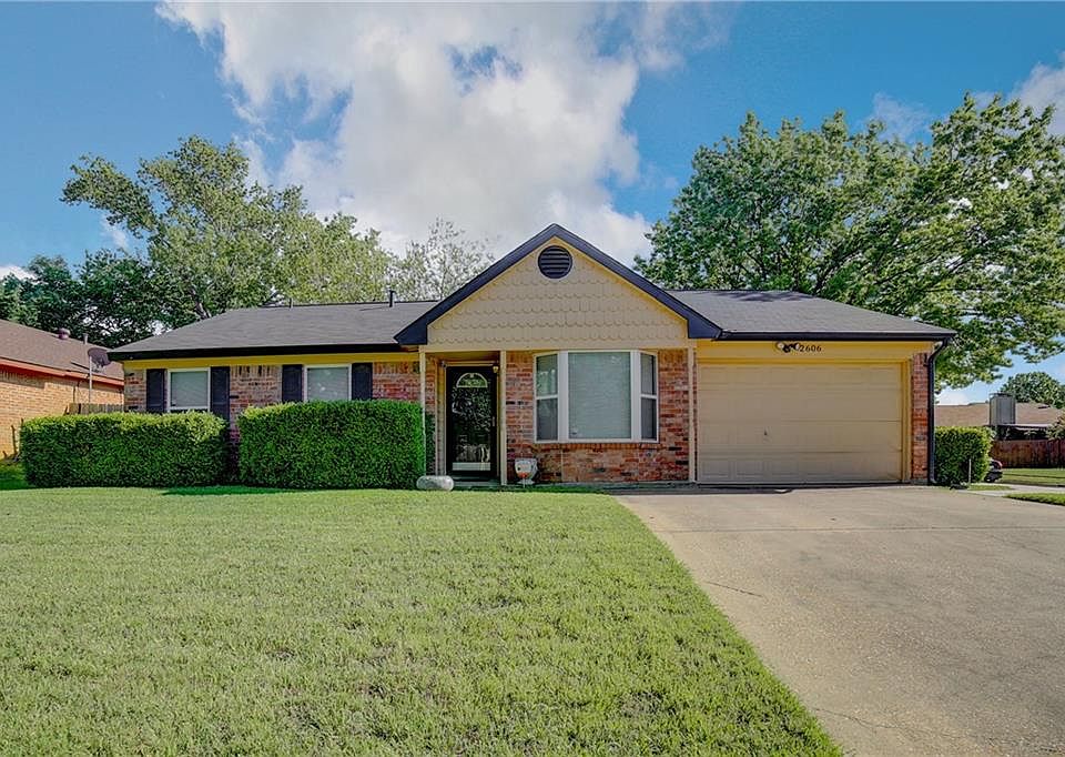 1st image of 2606 Worth Forest Ct
