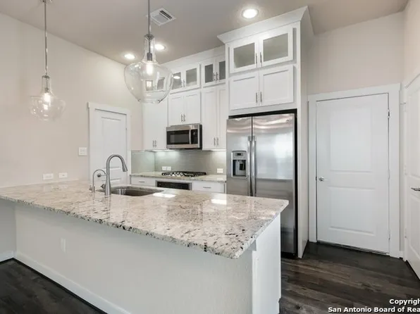 3839 Harry Wurzbach Rd Bldg 22, San Antonio, TX 78209