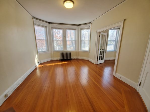 31 Herrick Rd APT 1