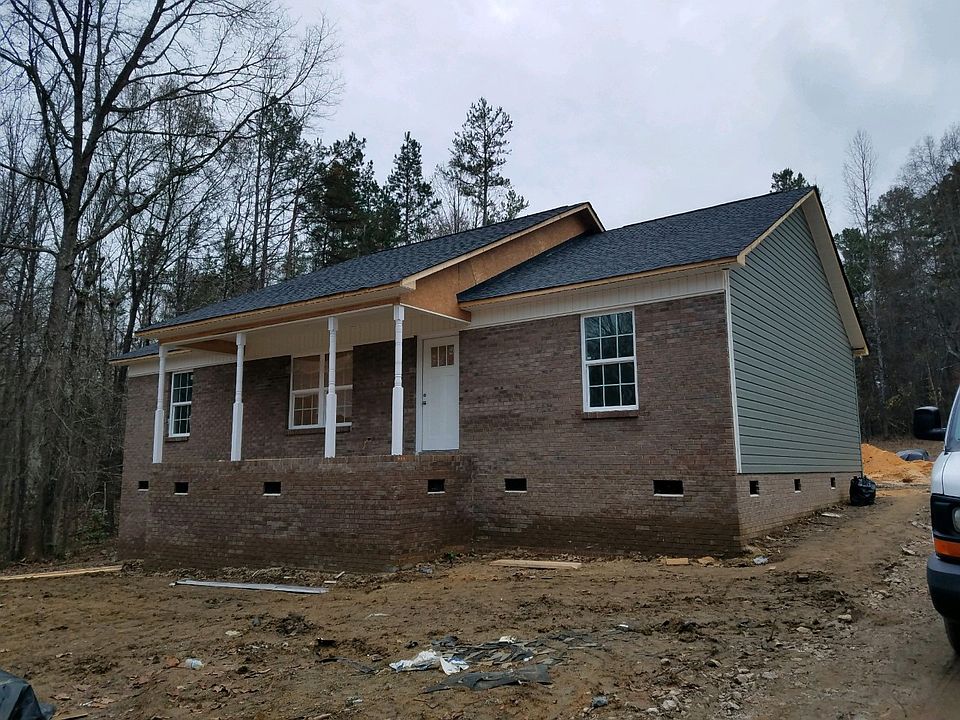 2nd image of 134 Roberts Ave