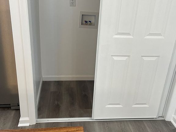 5th image of 1503 Smart St