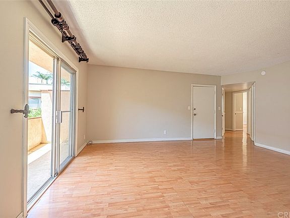 2nd image of 5414 Newcastle Ave APT 69
