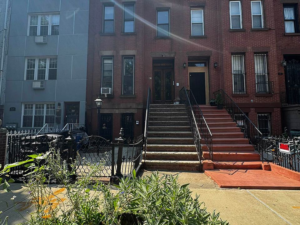 1st image of 62 Bainbridge St APT 3