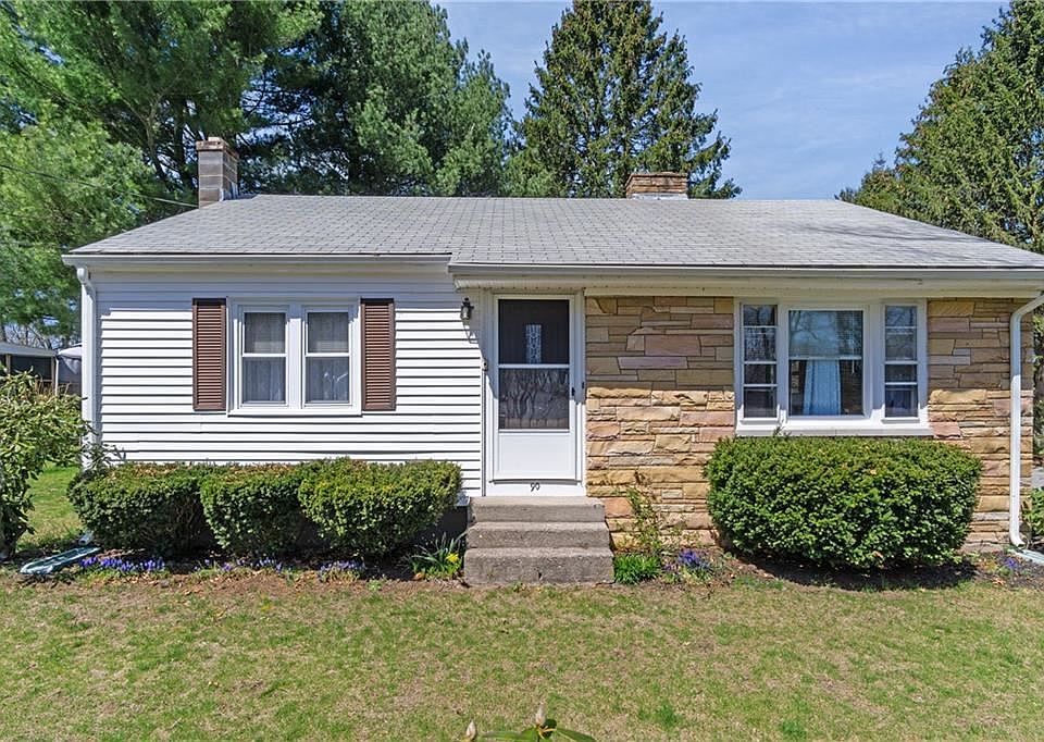 1st image of 90 Shirley Dr