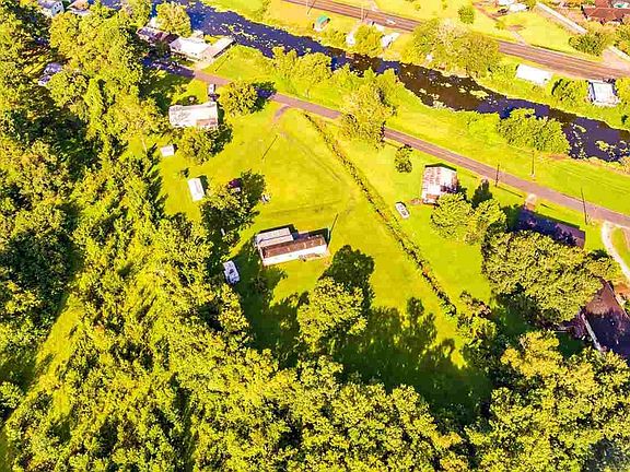 5th image of 4449 Bayouside Dr