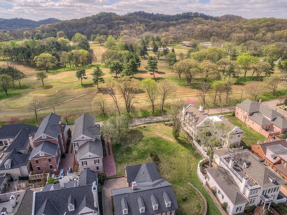 1st image of 633 Belle Park Cir