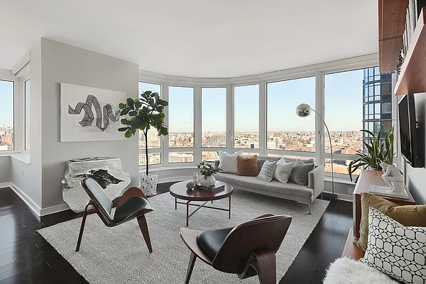 Sold by Compass | media 3
