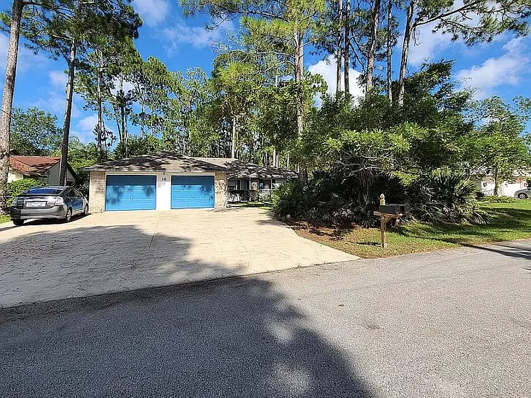 16 Wellham Ln #A — Photo 1