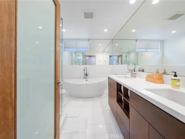 31654 Broad Beach Rd — Photo 31