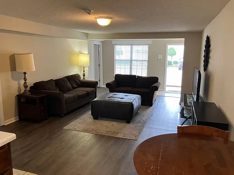 623 N Gloster St #314 — Photo 5