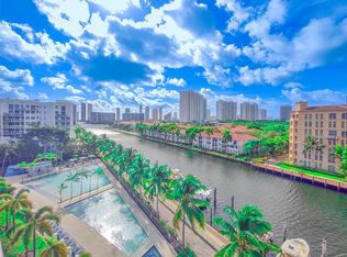 2950 NE 188th St APT 432, Aventura, FL 33180