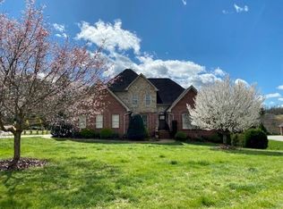 407 Woodridge Dr, Lenoir, NC 28645