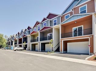 411 Berrydale Ave UNIT 18, Medford, OR