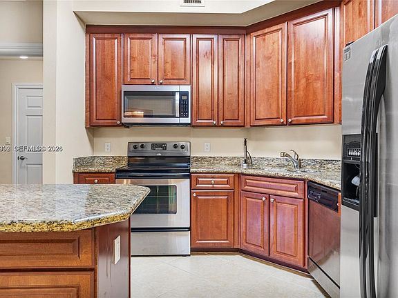 3rd image of 3001 NE 185th St APT 219