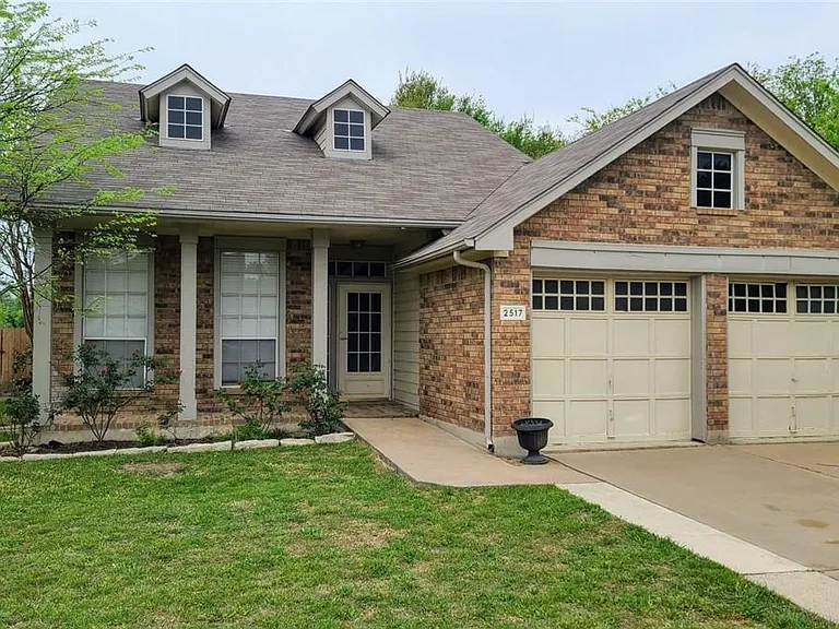 2517 Jacqueline Dr — Photo 1
