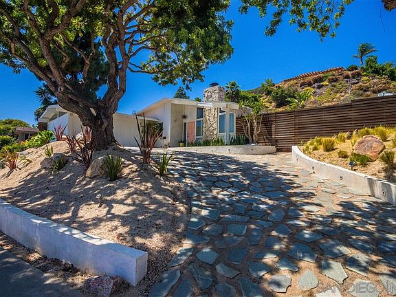 2nd image of 4954 Pacifica Dr