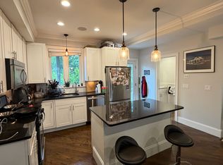 669 E 5th St #1, Boston, MA 02127