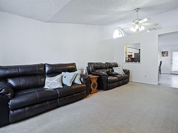 2nd image of 2355 Cannonmills Dr