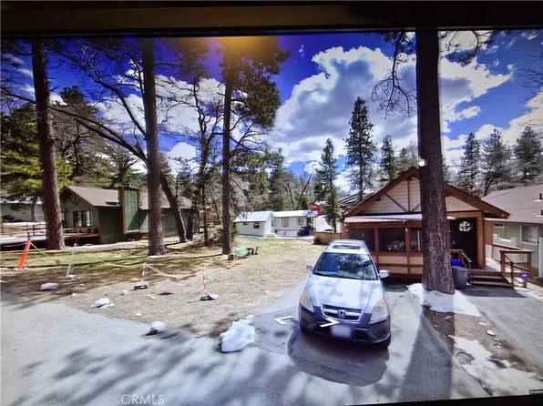 32909 Chipmunk Ln, Arrowbear Lake, CA 92382