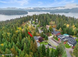 9235 N Clarkview Pl, Hayden Lake, ID 83835