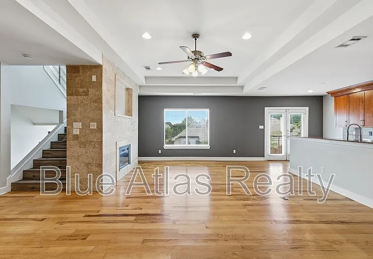 2690 Rockbrook Dr #4 — Photo 1
