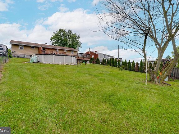 4th image of 15699 Young Rd