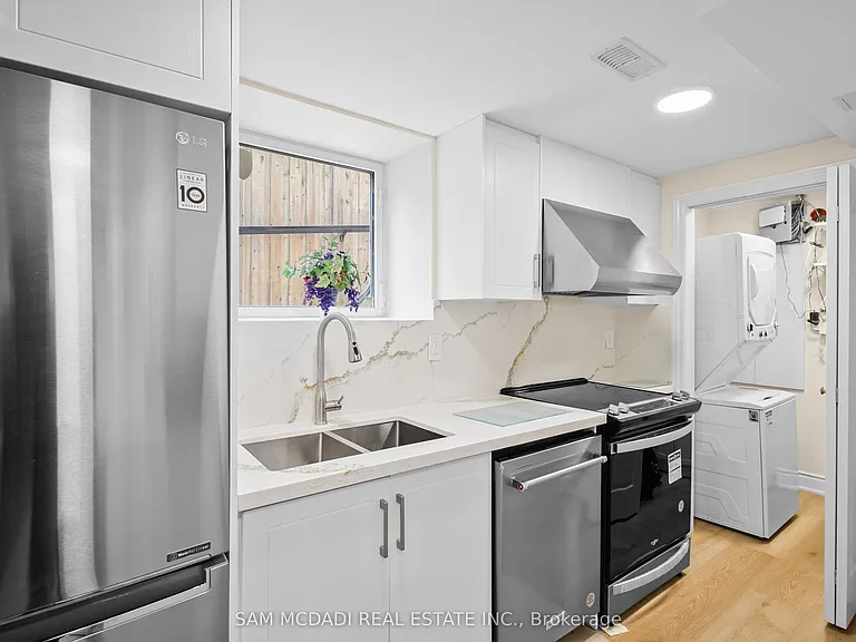 1770 Fellen Pl #BASEMENT — Photo 4