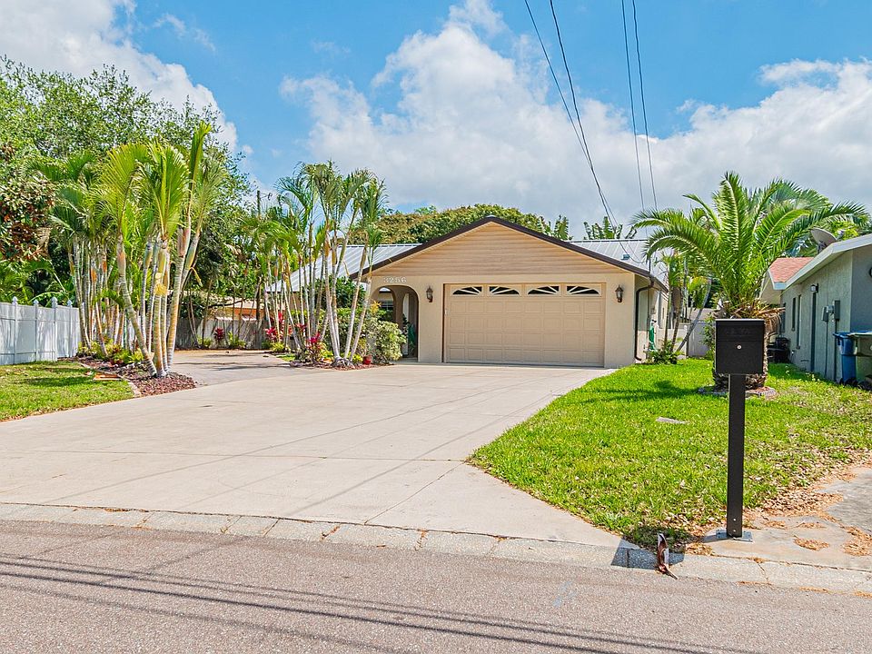 1st image of 3256 Harbor Lake Dr