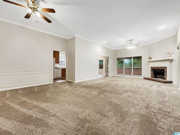3rd image of 4624 Fairfax Ct