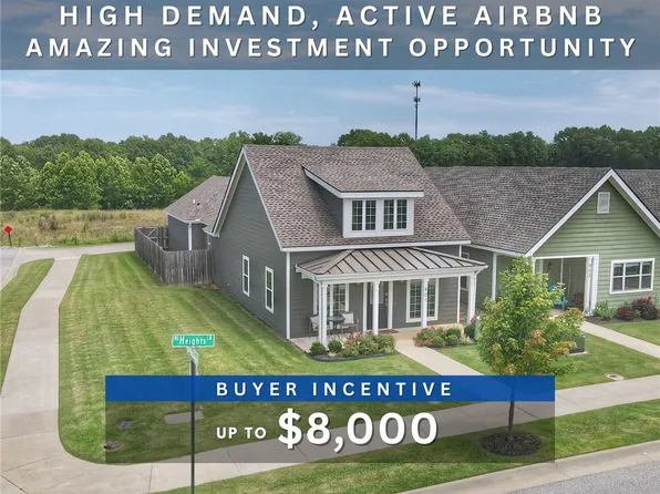 833 NE Heights Ln, Bentonville, AR 72712