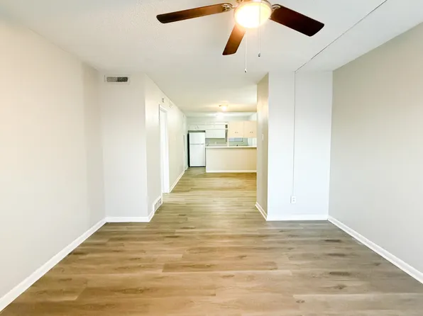 Kentwood Apartments