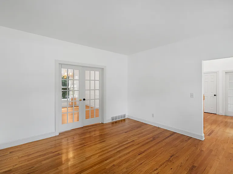 2 Oakline Ct — Photo 23