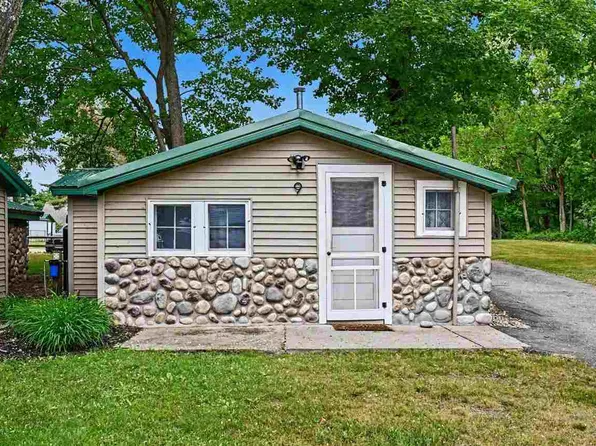 5124-9 Beechwood Ave, Gaylord, MI 49735