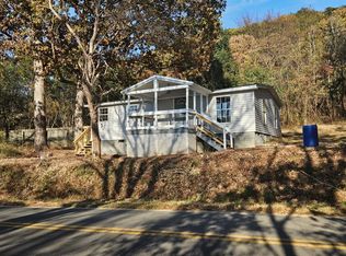 1590 Crandall Ellijay Rd, Chatsworth, GA 30705