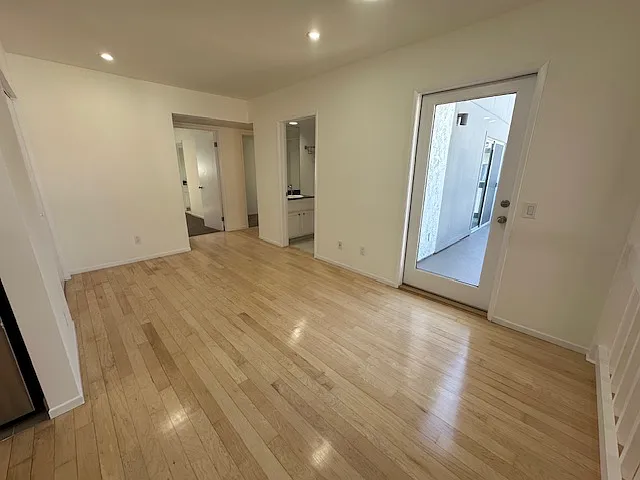 4111 Tujunga Ave #24 — Photo 6