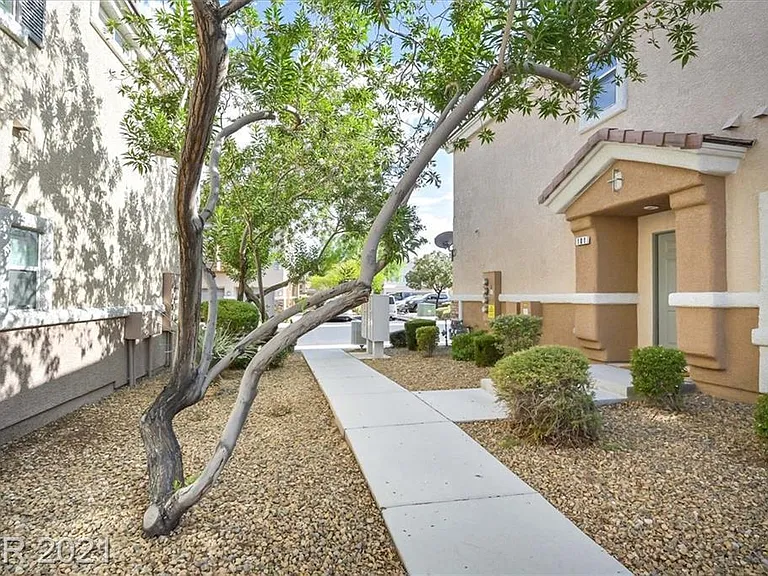 8710 Horizon Wind Ave — Photo 20