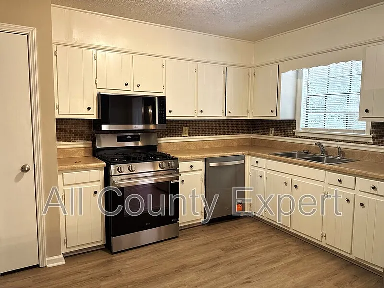 5798 Hilton Ridge Rd — Photo 4