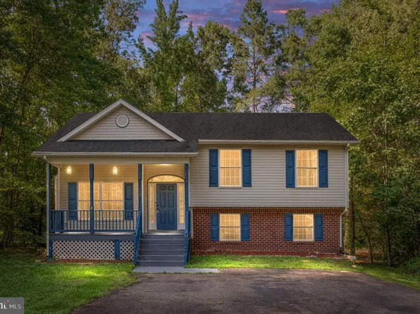 518 Montgomery Dr, Ruther Glen, VA 22546