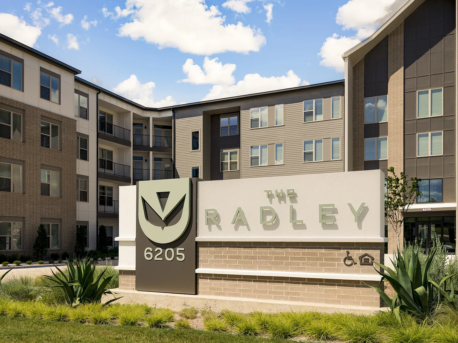 The Radley — Photo 2